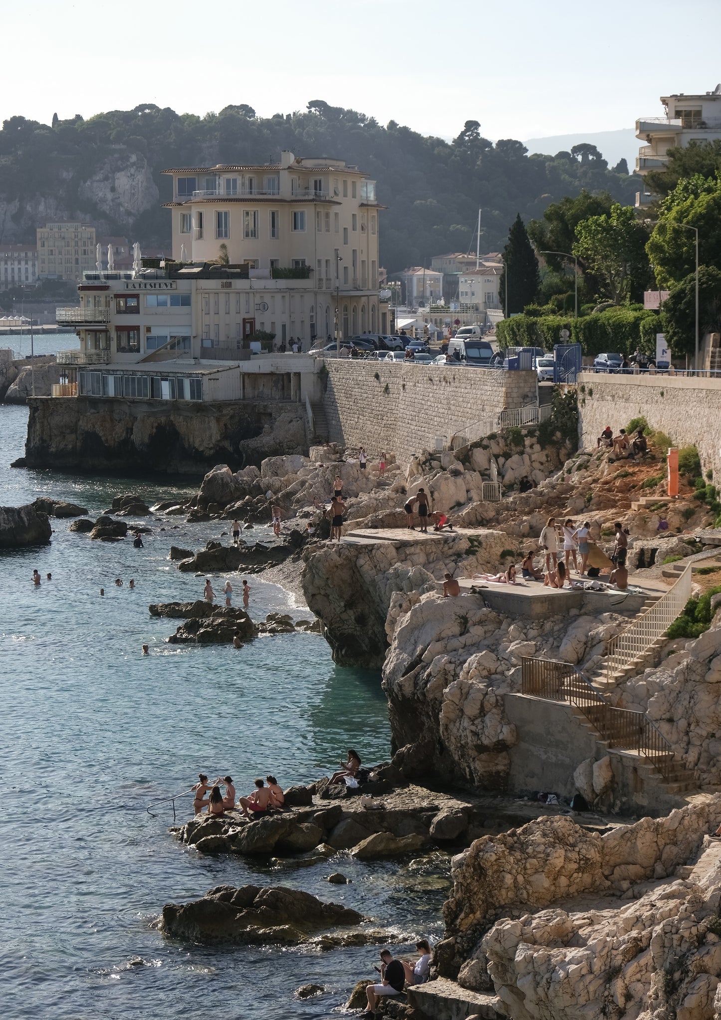 Rush Hour on the Rocks